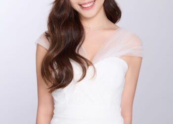 海洋女神嚴嘉瑋明星臉闖星河 生日前夕宣告演藝處女航台灣出發