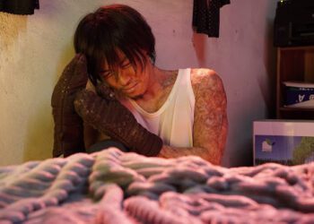 《鬼天廈》游書庭被火紋身特化3小時 角色準備「每天詛咒自己」被拖去看精神科