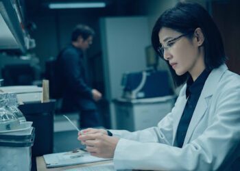 蘇慧倫睽違12年回歸影壇 成超冷靜法醫助攻張孝全成辦案神隊友