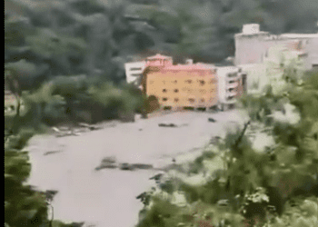 大雨沖垮聯外道路！廬山溫泉成「孤島」 災區老弱婦孺亟待救援