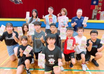 九月交通安全月　西定國小響應創世「平安龍總來」