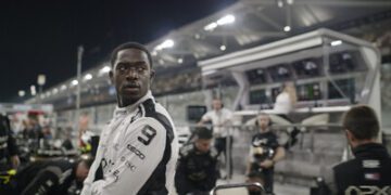 阿布扎比於亞斯碼頭賽道(Yas Marina Circuit)慶祝其在《F1:電影版》(F1: The Movie)中的亮眼演出