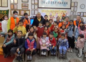 愛心公益聖誕聯歡會悠遊趣 身障協會暖心陪伴不缺席