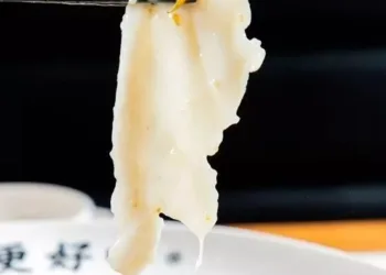 廣州必吃「酸菜魚」，高雄也吃得到！