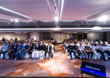 長橋科技發佈財富管理、美股及美股期權數字化解決方案，助力香港券商探索新業務