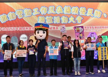 媽媽籲勿再酒駕 西屯警長攜手區長 餐會抓緊機會向市民耳提面命