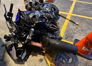 影／新北重機禮讓救護車出事了！ 遭後方另一輛重機追撞慘摔3人受傷