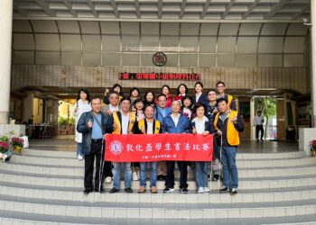 台北市敦化獅子會書法比賽　吸引近300學子揮毫