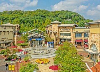 探索韓國頂級購物勝地：新世界西蒙名牌折扣購物中心