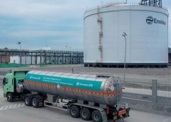 遠景憑借離網可再生能源系統，成功打造全球最大綠色氫氨工廠並交付使用