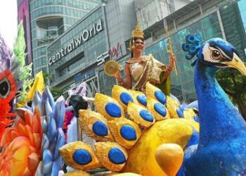 泰國各地宋干節慶典活動在Central World和Central Pattana地標性購物中心盛大啟幕，吸引逾百萬遊客