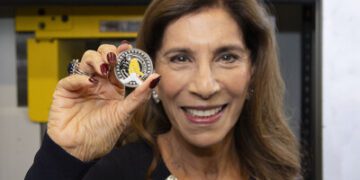 The Royal Mint 以 Freddie Mercury 紀念幣震撼全英國