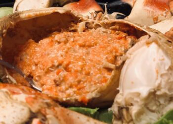 秋天吃蟹！也可以吃鰻 高雄海鮮料理店異國風味