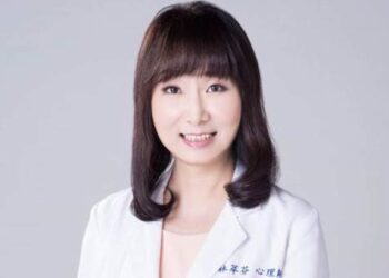 從說話洞察人心》心理師教你識破「誇大不實」的話術！三招快速辨真偽，從話中聽真話