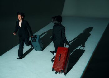 潮流隨行天下！Arowana亞諾納前開式運動箱顛覆旅遊體驗