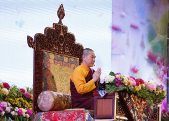 影音/觀音山「2024年佛誕浴佛祈福盛典」 龍德嚴凈仁波切主法加持