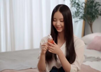 告別乾枯髮尾　重現水潤光澤！寒冬裡也能擁有女神般光澤秀髮！