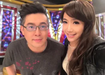 雙胞胎依依證實離婚！互送對方禮物結束10年情