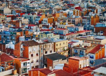 家裡父母沒房子的人多嗎？真相曝光驚呆全網 