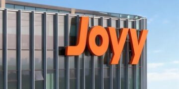 歡聚集團發佈2025年Q3財報:廣告收入同比增長29.2% 直播收入連續兩季環比上升