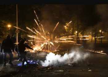 法國大暴動越演越烈！民眾們持續搞破壞無法無天 