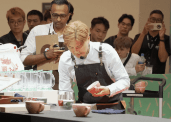 釋放咖啡力量 林紹興奪2023世界盃拉花大賽季軍