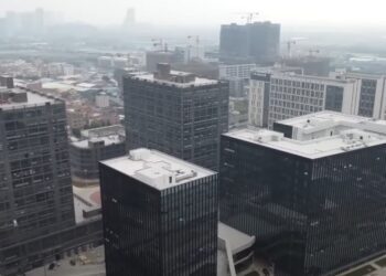 中國房價雪崩式下跌？市中心140萬的大樓竟只剩60萬 