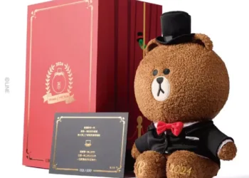 LINE FRIENDS「2024 年度熊大精裝典藏禮盒」全球限量 500 組開放預購