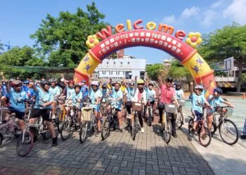 漾新聞|鹽埕國小慶百年 畢業生「小鐵人」健康促進以愛出發