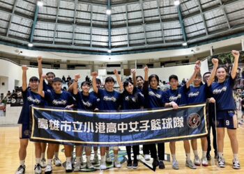 漾新聞|小港女籃全勝晉級 創高市聯賽12連霸紀錄　周邊商品預期奏效正式開賣