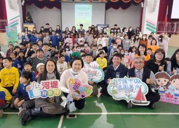 漾新聞|AI生成歌曲與圖片 河堤國小攜手文藻大學啟動AI想像力實驗室