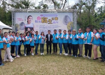 漾新聞|澄清湖寫生湧兩千人 山人海 人間三月天親子藝起來