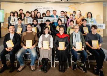 漾新聞｜複寫拾光正當時！高雄青年文學獎開跑　徵件至9月14日止