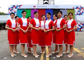 淡江大學親善大使擔任國慶禮賓人員 展現培訓成果