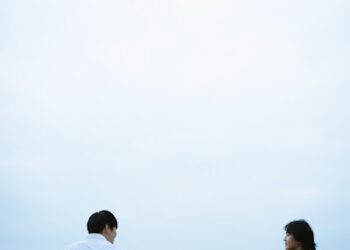 《久別重逢》鄭伊健看見年少自己 讚MIRROR成員陳卓賢沉靜有想法