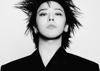 MAMA史上最狂跨界！重現《K-POP獵魔女團》HUNTR/X vs. SAJA BOYS神級對決舞台