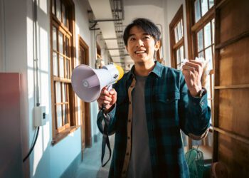 《啵me之我的青春住了鬼》 初孟軒感情、事業全受挫！曾窮到三個月只吃蒸蛋＋白飯！