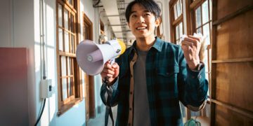 《啵me之我的青春住了鬼》 初孟軒感情、事業全受挫！曾窮到三個月只吃蒸蛋＋白飯！