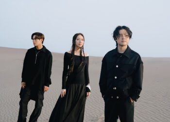 告五人〈黑夜狂奔〉MV大陣仗攻頂沙丘28小時 翻山越嶺20層樓挑戰身心極限！