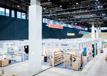 誠品書店首座500坪「文具影城」今開張！11大文具影廳推獨家文具女子博限定