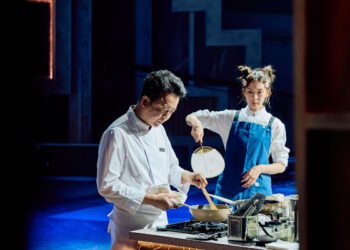 觀眾激讚安心亞「又敢講又認真」！ 《星廚之戰》主廚餐廳被粉絲踩點嘗鮮