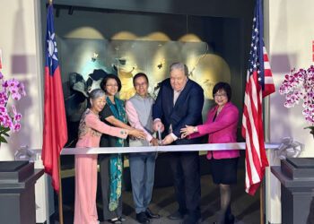 藝術家陳智權《永恆花園》鈦金藝術美國巡迴展 休士頓盛大登場