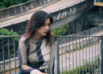 「小陳妍希」楊偲泳一改正義女律師模樣 特別瘦身化身性感出租女友