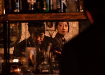 《最親愛的陌生人》西島秀俊、桂綸鎂登釜山紅毯 首度合作獲觀眾如雷掌聲
