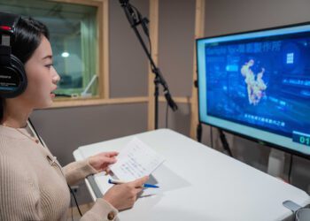 「TVBS小林依晨」葉佳蓉跨界配音《96分鐘》一圓兒時夢想